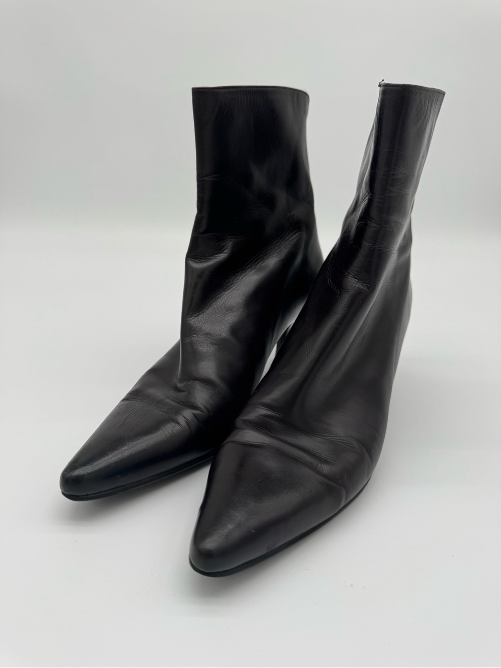 Stuart Weitzman Black Pointed-Toe Leather Ankle Boots